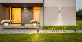 Contemporary,House,With,Garden,And,Decorative,Outdoor,Lighting,,External,View